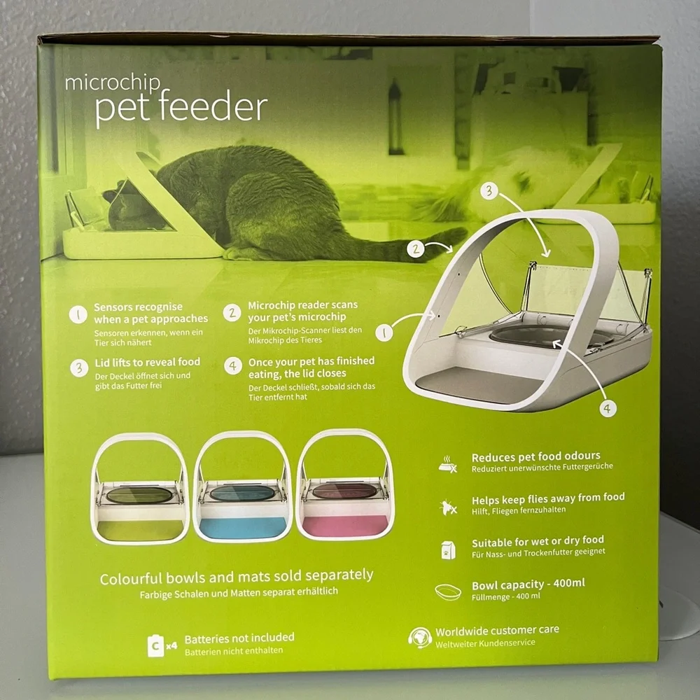 Microchip pet feeder